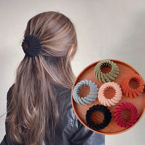 Elevate Your Hairstyle with Women’s Solid Hair Claws & Expanding Hairbands